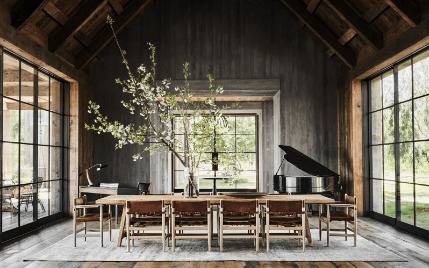 Mila Kunis and Ashton Kutcher’s celebrity home dining room